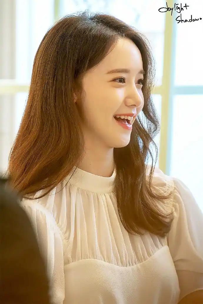 鹿眸苏斯林允儿超话		#林允儿韩剧hush#	190628&190814