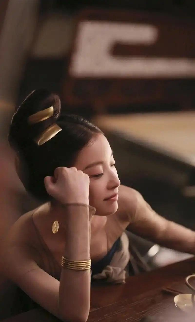 倪妮剧里古装真的是太美啦.不明白大家为什么吐槽.