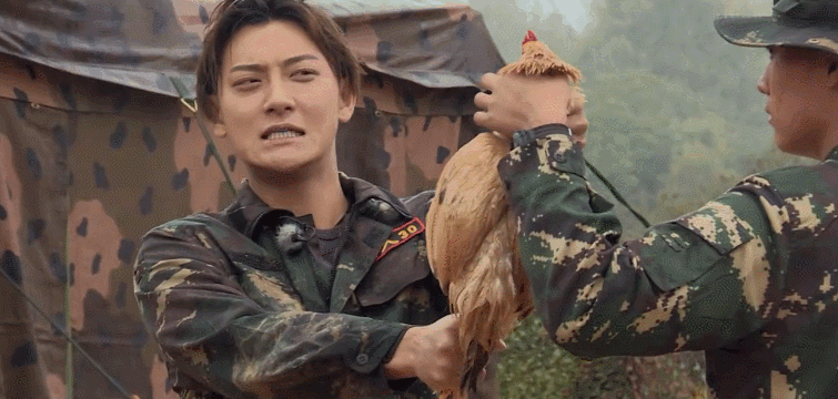 黄子韬新剧《才不要和老板谈恋爱》,网友表示:歌烂戏烂演技更烂