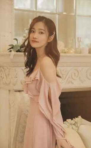 女演员汤梦佳清新唯美温婉写真