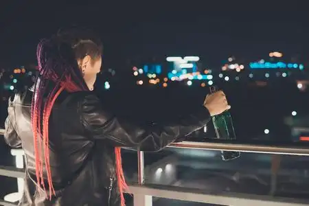 高速公路酒吧图片