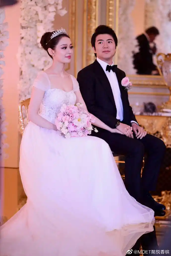 moetmoment#知名钢琴家@郎朗与吉娜·爱丽丝巴黎大婚,酩悦impérial