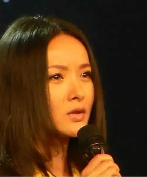 回顾师小红老婆谢兰一场车祸定情婚后生一子日子过得有滋味