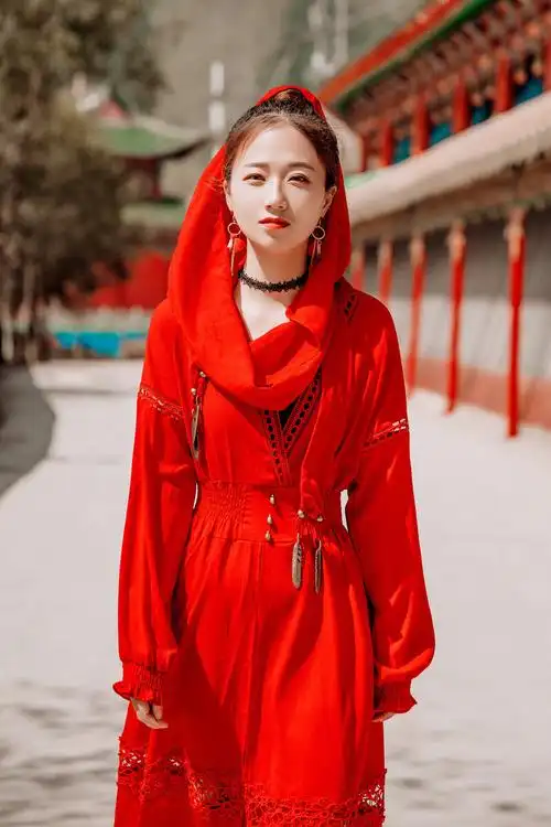 红衣女子…… - 摄影人阿飞 - 图虫