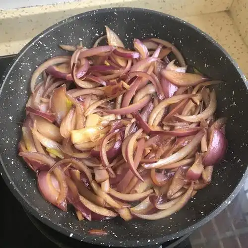 妈咪小歪做的素炒洋葱