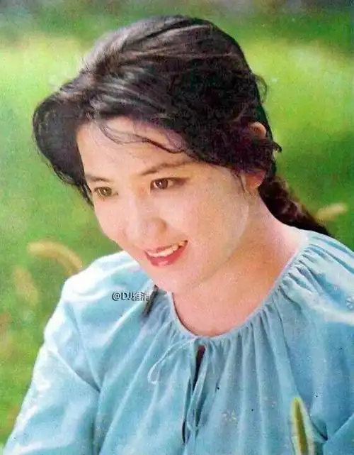 李秀明照片(李秀明老了的照片)