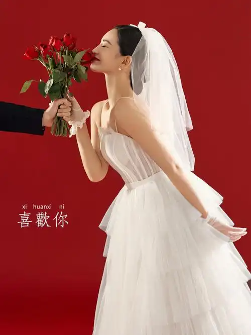 喜欢你78甜蜜又耐看的红色背景上海婚纱照