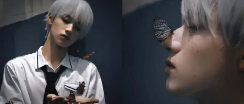 但是看看他的白发↓黑发时已经很帅了↓楼3代朱志鑫,五官轮廓很绝