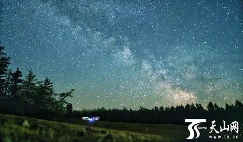 数也数不清看哈密云端草原最美星空