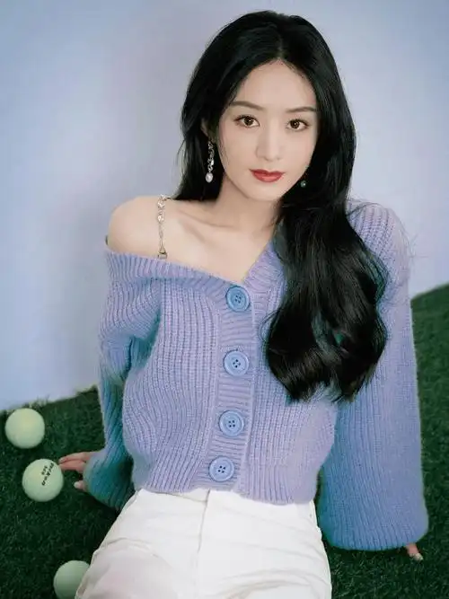 赵丽颖温柔紫色毛衣大片～_高清图集_新浪网