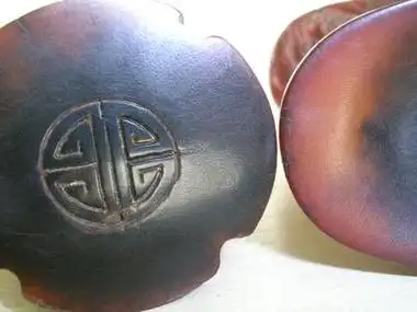 17:13:43)转载▼分类:鉴赏篇犀牛角鉴别(图4)犀牛分为亚洲犀牛和非洲