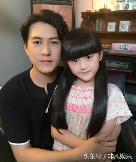 汤唯,郑爽,李小璐都跟她合作过靳东"女儿"原来是小戏精