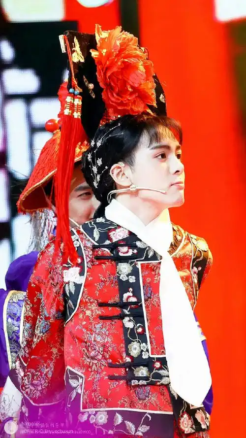 曾舜晞女装名场面