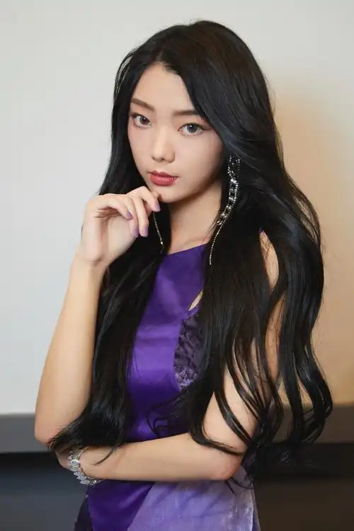 在《创造101》的舞台上,众多热爱音乐的小姐姐齐聚,李紫婷就是其中的