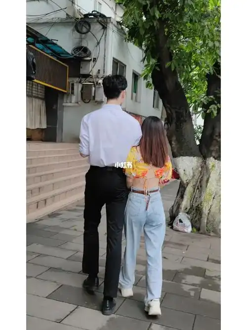 替小个子女生发声150和183可以