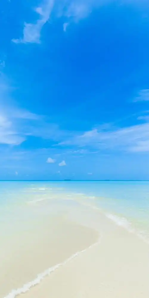 只站在那盯着海面,是没法穿过海洋的