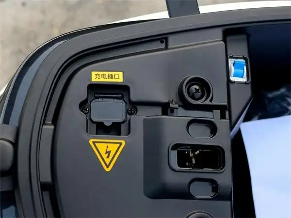 高颜值超能跑小牛电动车govag3c到手体验评测