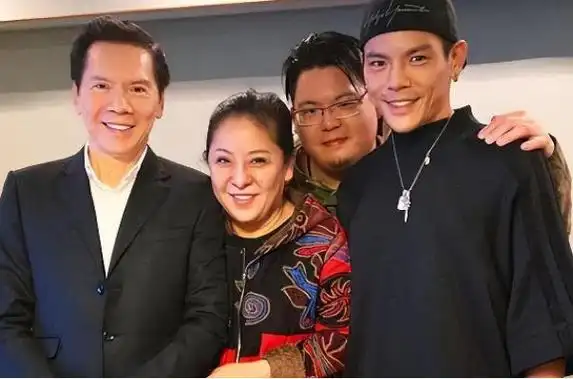 李小龙在她床上去世向华强也曾娶她为妻丁佩到底是何方人物