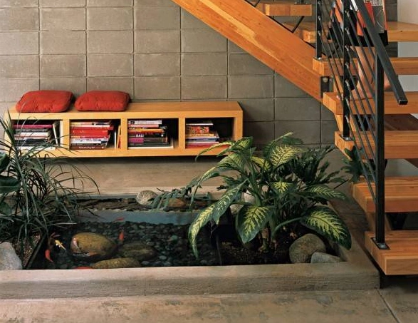 在室内布置水景可以选择一个房间的角落,避免浪费空间又可以提升美感