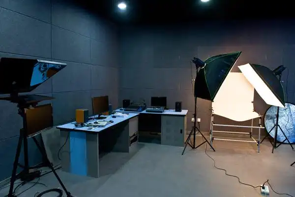 广告摄影棚