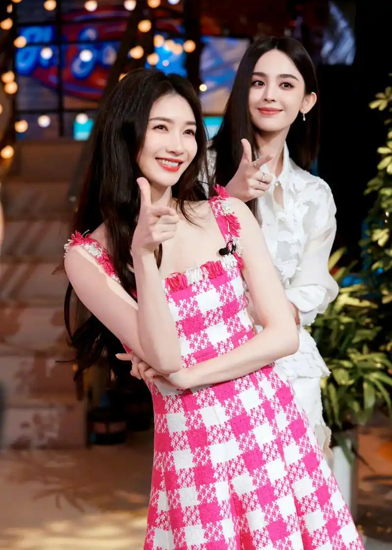 古力娜扎和江疏影#古力娜扎