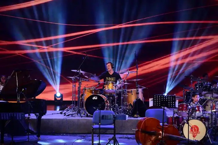 【为爱聆听大型公益音乐会】圆满落幕 美仑美奂公益计划全面启动