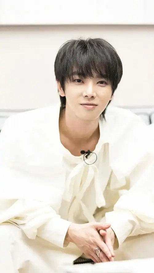 华晨宇壁纸微信朋友圈背景图,文字背景图,图片大全