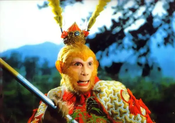 六小龄童和83版《西游记》导演杨洁到底有什么仇什么怨?