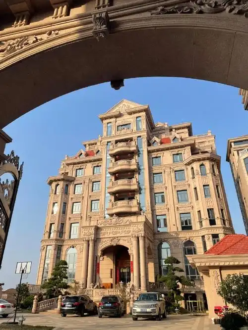 福建农村的房子#避开人流,来到的乡镇,随处可见的豪宅自建房,每个村