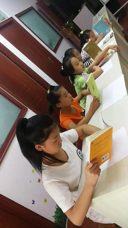 柏道路小学第一期读书活动