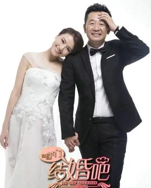 张萌做老板娘挑演员而前男友黄海波却无复出机会真风水轮流转