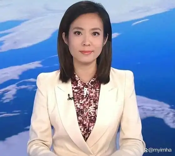 但除了他在银幕上的辉煌,人们对宝晓峰的个人生活知之甚少.近日,有