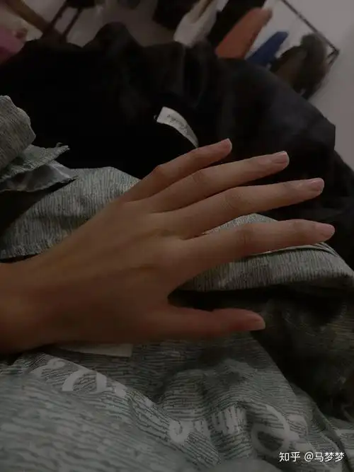 手控来了征集漂亮的手手