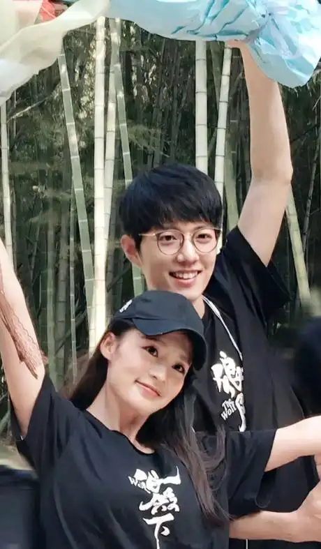 狗仔说肖战李沁是假的