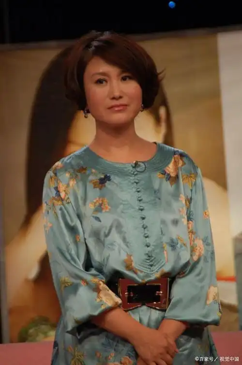 演员王茜:嫁大23岁导演徐庆东,丈夫病逝8年,她的近况让人泪目