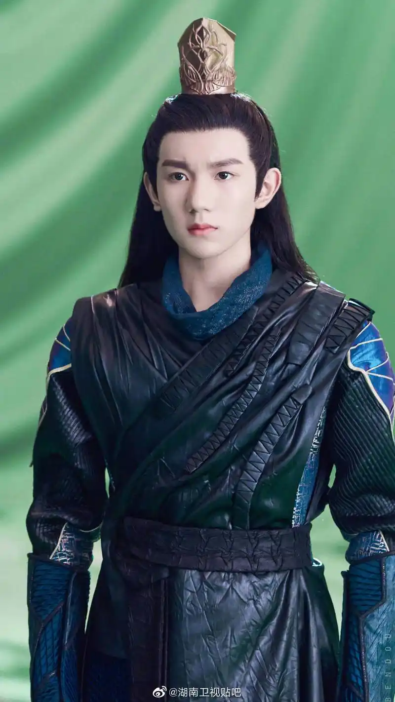 古装小王子王源帅气来袭轻松驾驭迷人十足