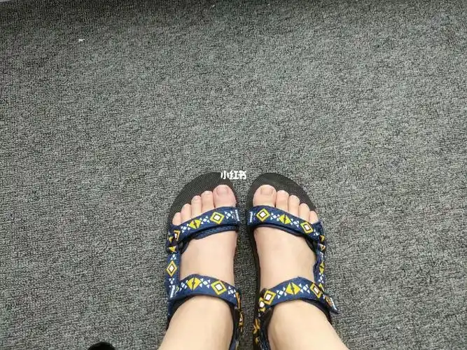 42码大脚女生夏季凉鞋分享