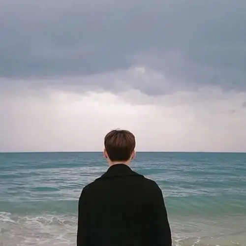 面朝大海背影头像