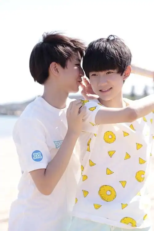 凯源王俊凯王源 竹马成双