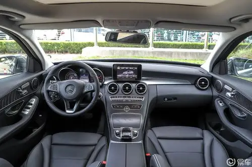 【奔驰c级2018款c 200 l 运动轿车内饰全景正拍汽车图片-汽车图片大全