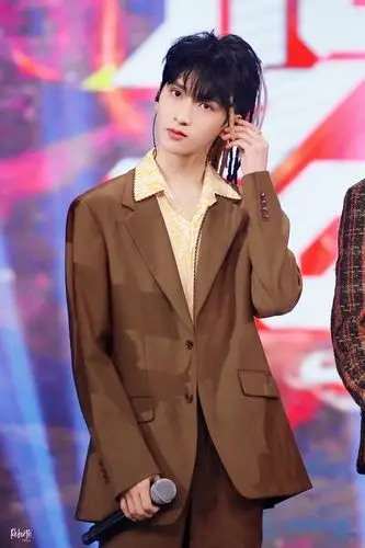 严浩翔yhx绝美安利美颜图楼