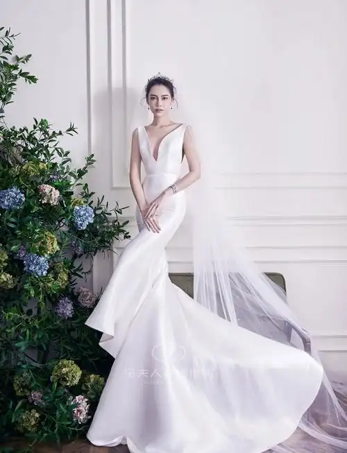 拍婚纱照时如何挑选婚纱呢