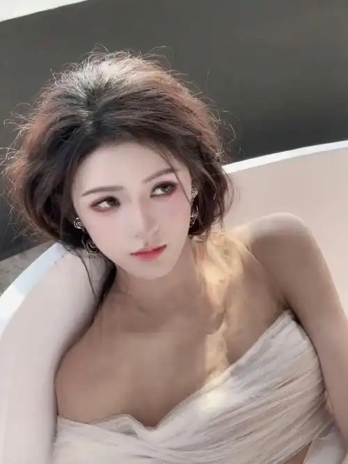 建议都来看看张予曦的live图