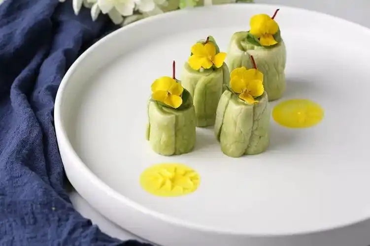 一盘好的凉菜离不开一个好的摆盘