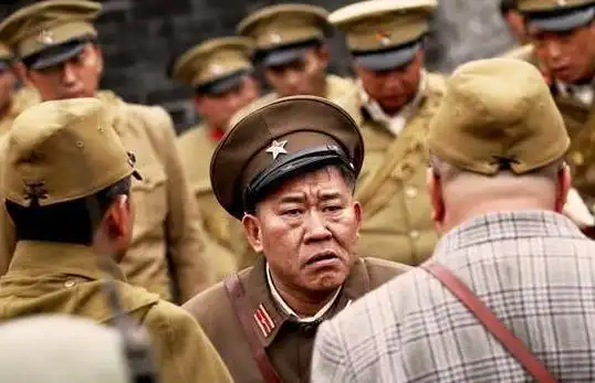 《大宅门》中饰演无赖韩荣发.