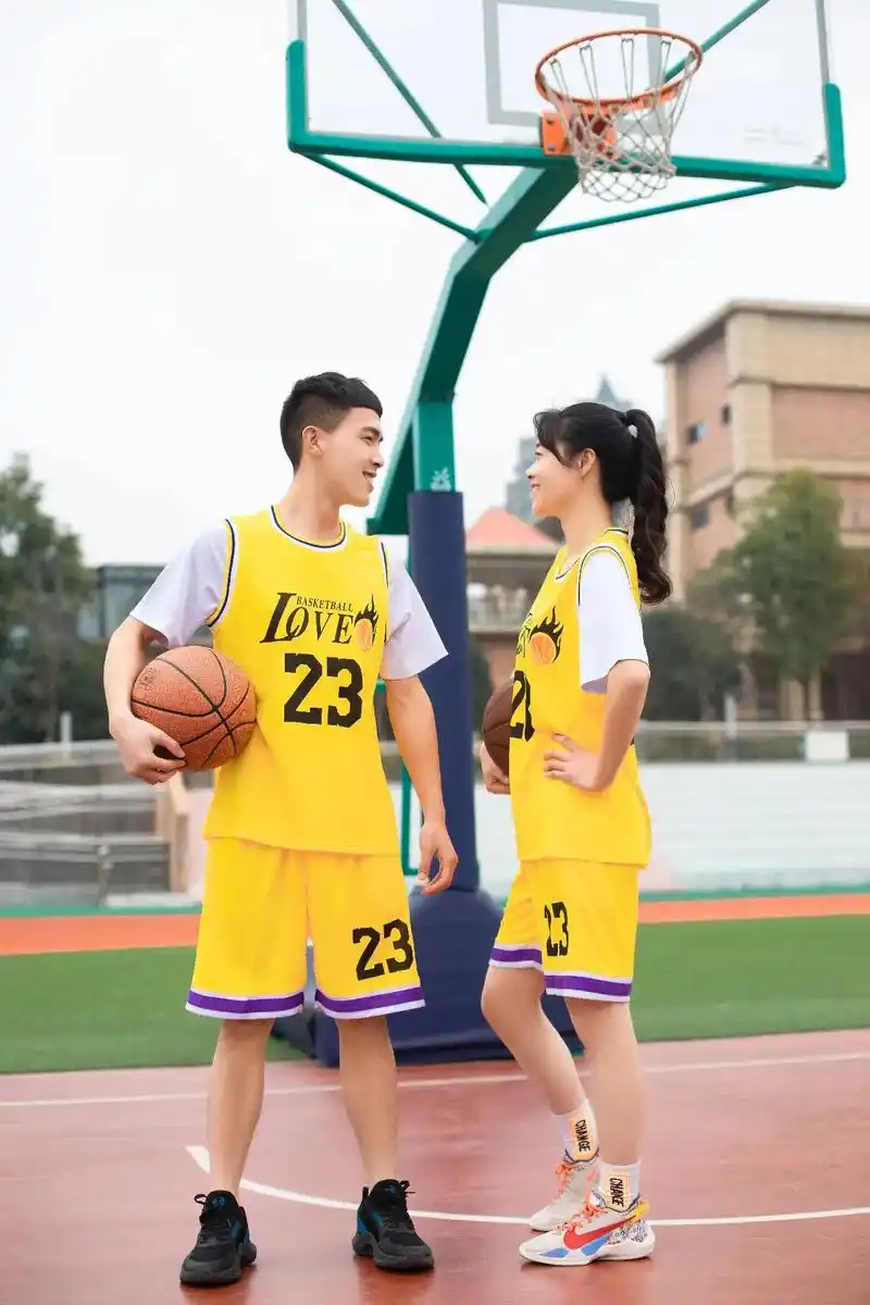 是172和165,是95和95,是川j和川q,是中学教师和小 - 抖音