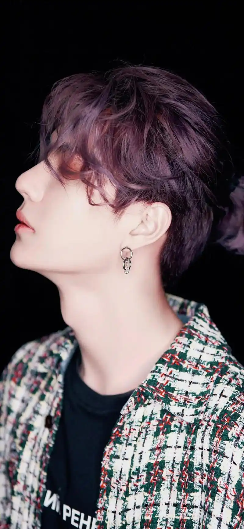 王一博高清壁纸 王一博喉结杀#壁纸 #盛世美颜 #王一 - 抖音