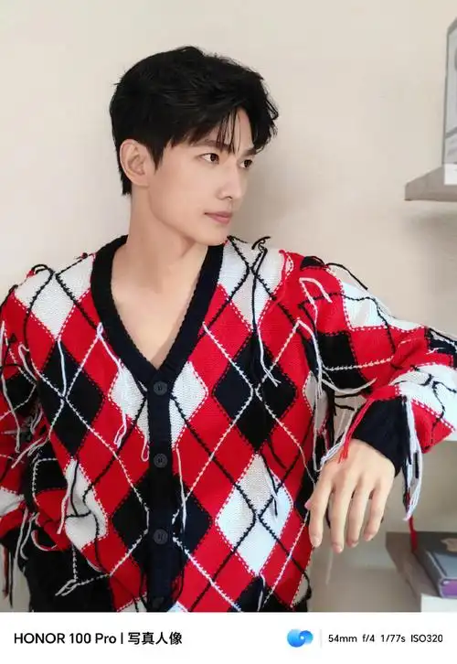 荣耀100系列全球代言人杨洋##荣耀100