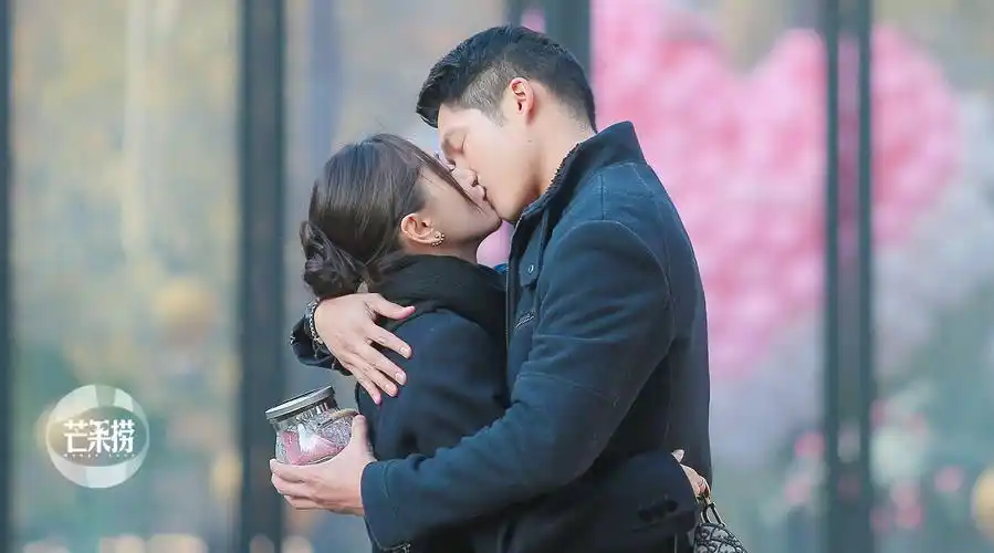 湖南卫视芒果捞:       #王子文吴永恩在一起了# 怦然再