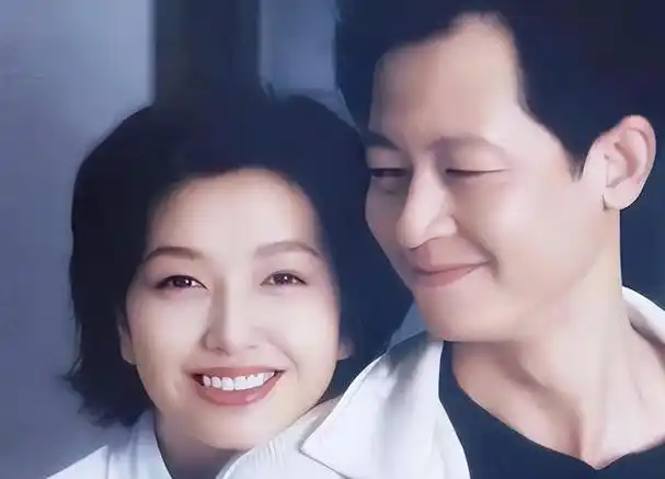 王志文,靳东都没娶到的江珊,为什么最后嫁给了平平无奇的他